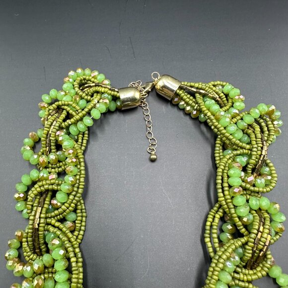 3/$30 Green Beaded Necklace Gold Tone Glass Seed Beads Multi Strand 14.5" - Picture 6 of 11